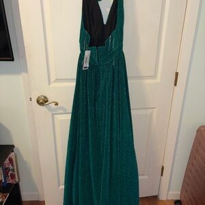 Elegant Green prom dress